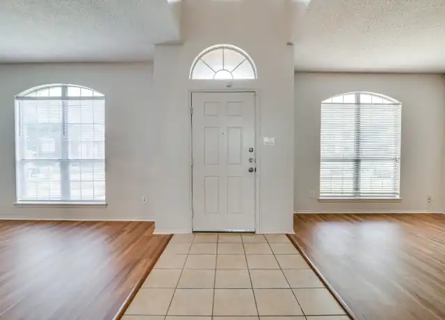 Property at 2401 Redfield Dr, Plano, TX, 75025, 4 beds, 2.5 baths, [object Object]