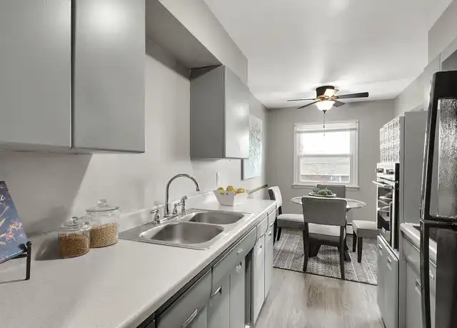 Property at Brentwood Park Townhomes - 1301 Minnetoga Ter, Minnetonka, MN, 55343, 0-2 beds, 1 bath, [object Object]