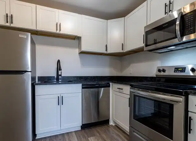 Property at 1114 Monticello Rd Unit D, Charlottesville, VA, 22902, 2 beds, 1 bath, [object Object]