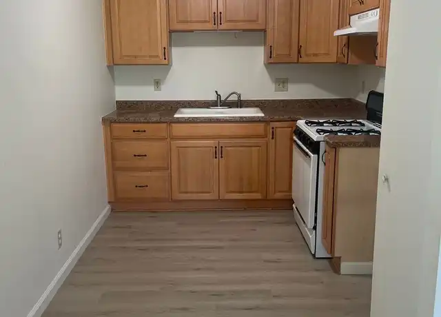 Property at 314 N Cloverdale Blvd Apt 3, Cloverdale, CA, 95425, 1 bed, 1 bath, [object Object]