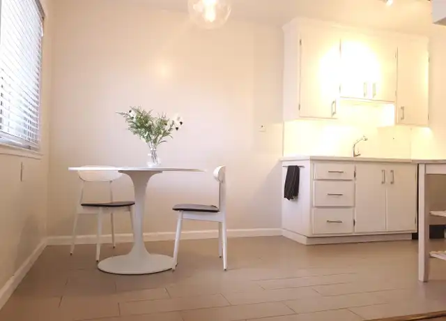 Property at 1715 Brush St Unit B, Oakland, CA, 94612, 2 beds, 1 bath, [object Object]