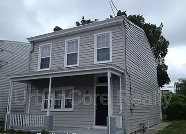Property at 805 N 26th St, Richmond, VA, 23223, 2 beds, 1.5 baths, [object Object]