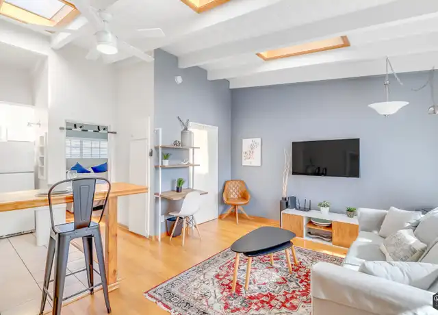 Property at 313 Mildred Ave Unit 23, Venice, CA, 90291, 1 bed, 1 bath, [object Object]