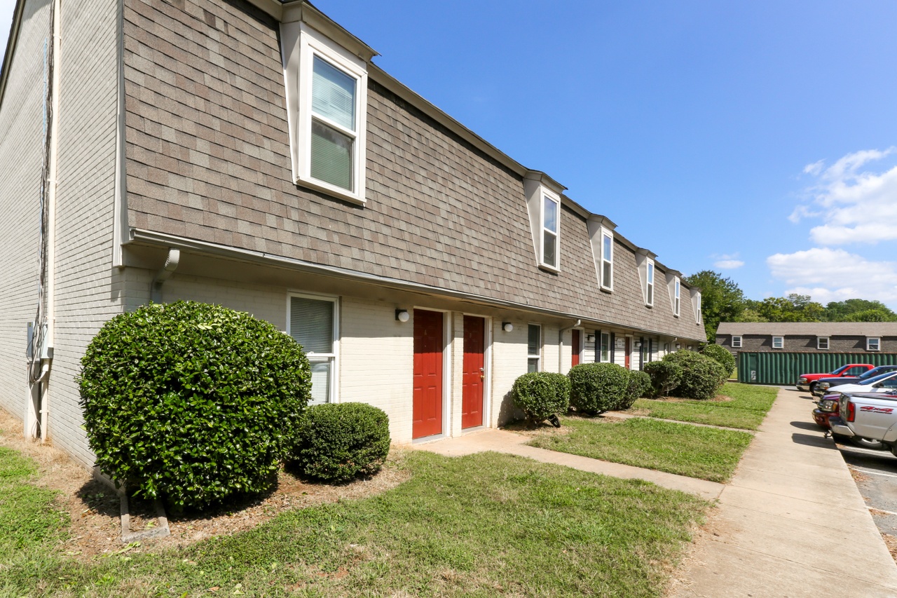 Townhomes Of Ashbrook - 1905 Eastway Dr, Charlotte, NC 28205 | Redfin