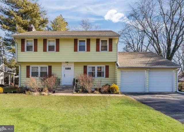 Property at 73 Robert Rd, Princeton, NJ, 08540, 4 beds, 2.5 baths, [object Object]