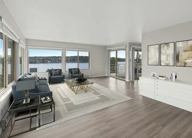 Photo of 15530 Bothell Way NE, Lake Forest Park, WA 98155