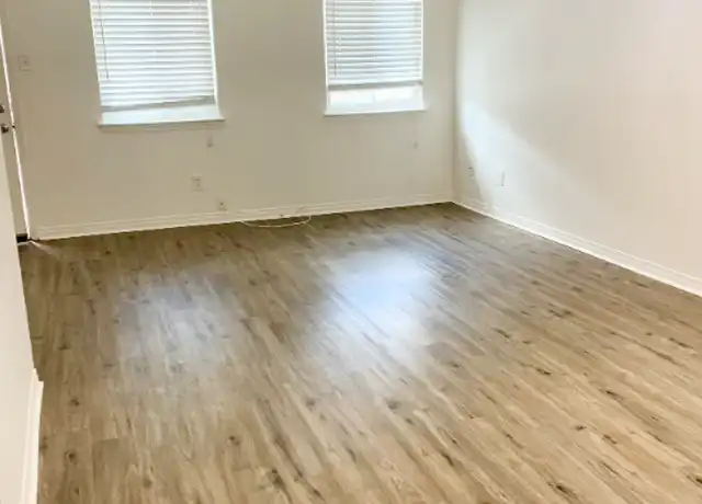 Property at 4023 Division St, Metairie, LA, 70002, 2 beds, 1.5 baths, [object Object]