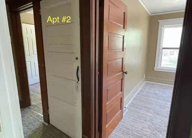 Property at 2014 Lincoln Way W Unit 3, South Bend, IN, 46628, 1 bed, 1 bath, [object Object]