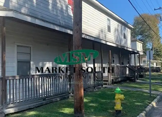 Property at 1200 E Bolton St Unit B, Savannah, GA, 31404, 2 beds, 1 bath, [object Object]