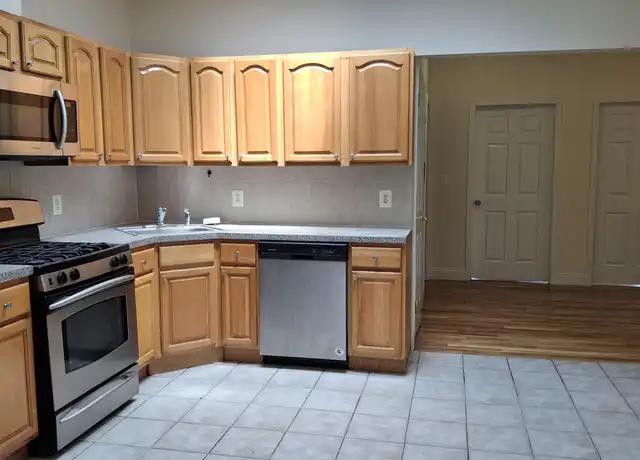 Property at 510 25th St #206, Union City, NJ, 07087, 3 beds, 1 bath, [object Object]