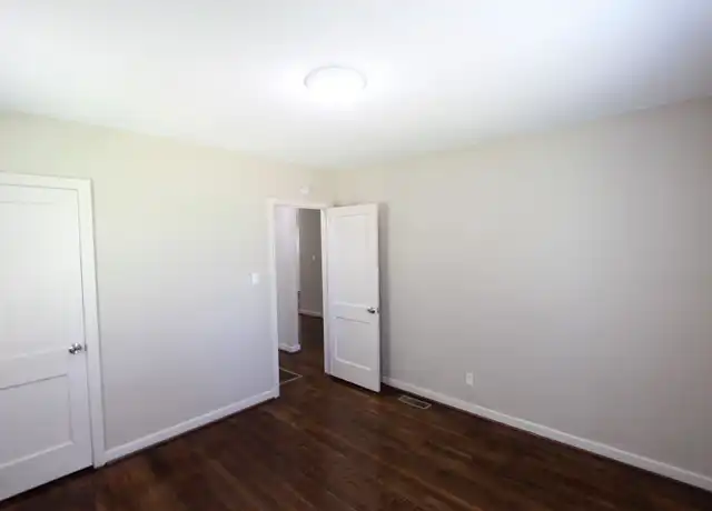 Property at 333 McPherson Ave, Birmingham, AL, 35228, 3 beds, 1 bath, [object Object]