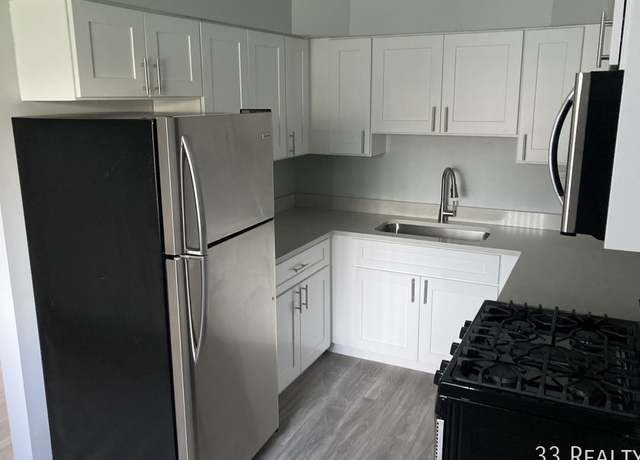Photo of 112 Surrey Dr Unit 112, Glen Ellyn, IL 60137