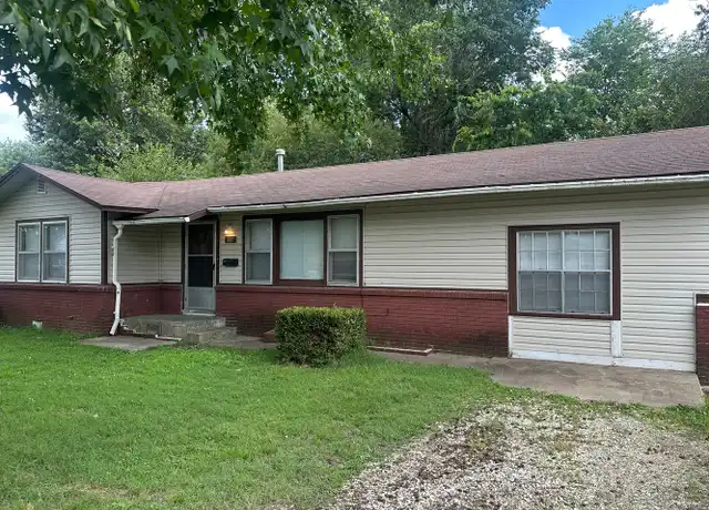 Property at 1007 Mayes Ave, Springdale, AR, 72764, 3 beds, 2 baths, [object Object]