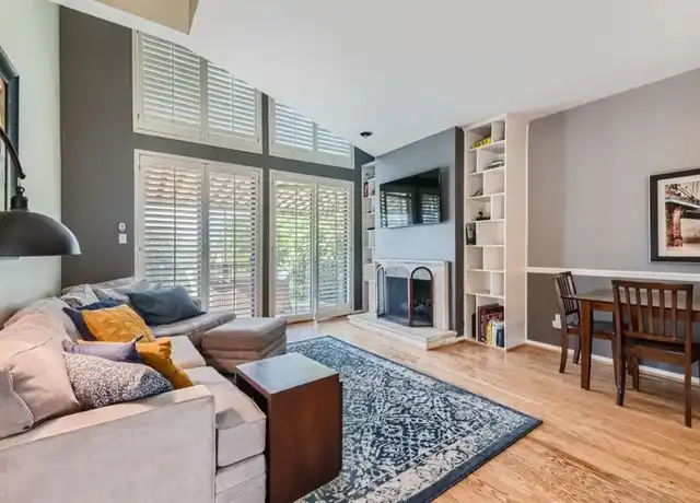 Property at 606 W Lynn St #5, Austin, TX, 78703, 1 bed, 1.5 baths, [object Object]