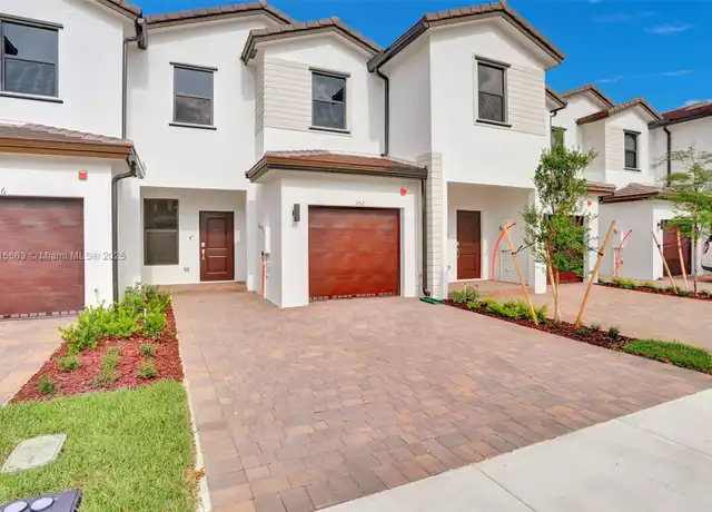 Property at 252 SW 159th Ter Unit 252, Pembroke Pines, FL, 33027, 3 beds, 2.5 baths, [object Object]