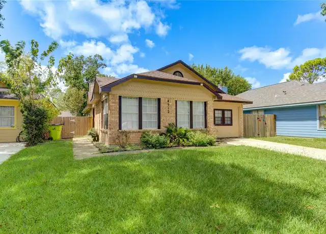 Property at 4912 Redbud Dr, Rosenberg, TX, 77471, 4 beds, 2 baths, [object Object]