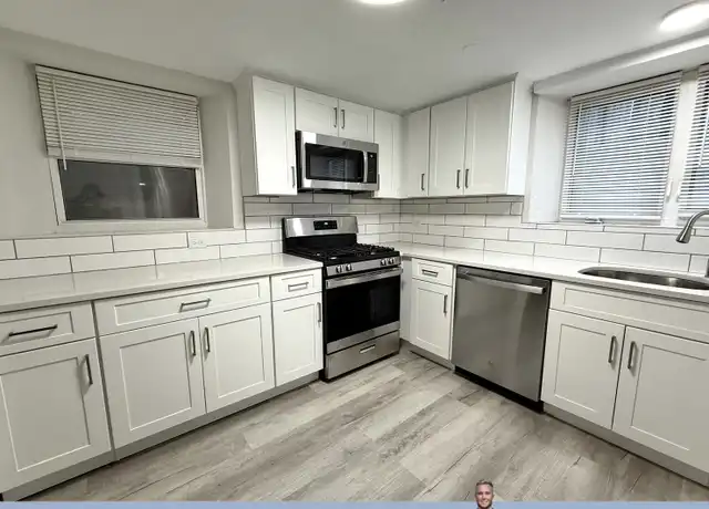 Property at 82 Madison Ave Unit B, Newton, MA, 02460, 3 beds, 1 bath, [object Object]