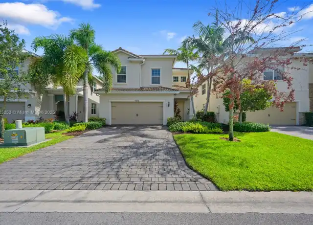 Property at 4255 Large Leaf Ln, Hollywood, FL, 33021, 4 beds, 2.5 baths, [object Object]