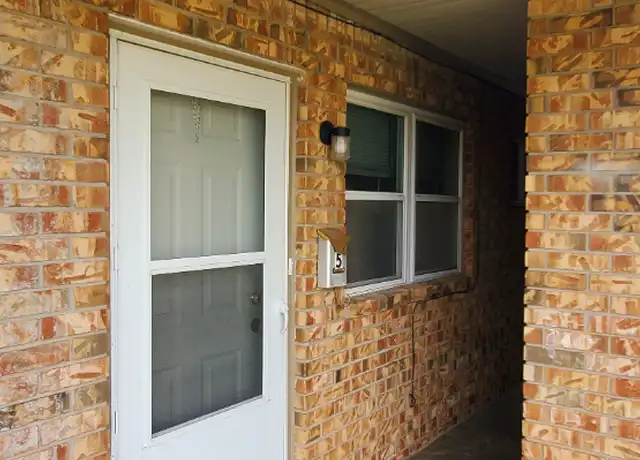 Property at 2612 5th Ave, Canyon, TX, 79015, 2 beds, 1 bath, [object Object]