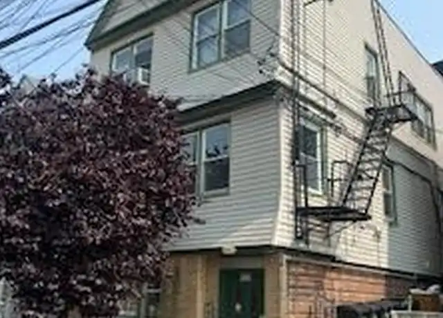 Property at 131 W 25th St, Bayonne, NJ, 07002, 1 bed, 1 bath, [object Object]