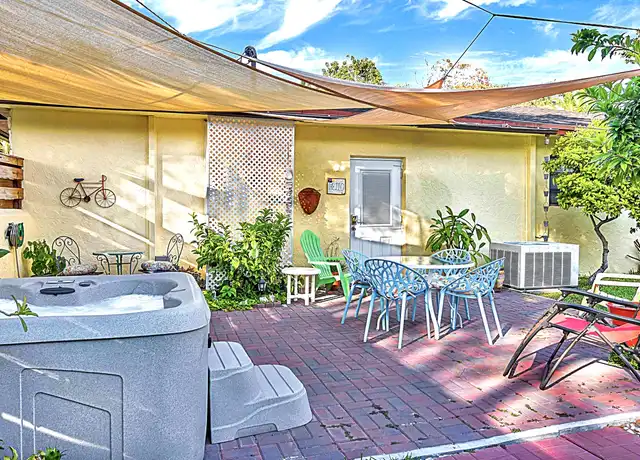 Property at 6880 SW 32nd Ter, Fort Lauderdale, FL, 33312, 1 bed, 1 bath, [object Object]