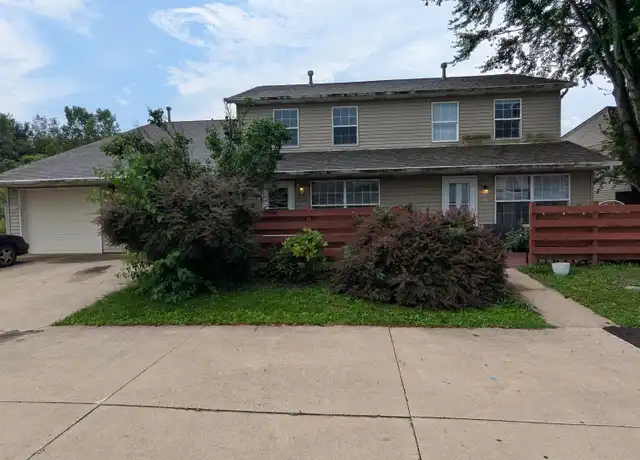 Property at 859 Kerns Dr NE Apt B, Bolivar, OH, 44612, 3 beds, 2 baths, [object Object]
