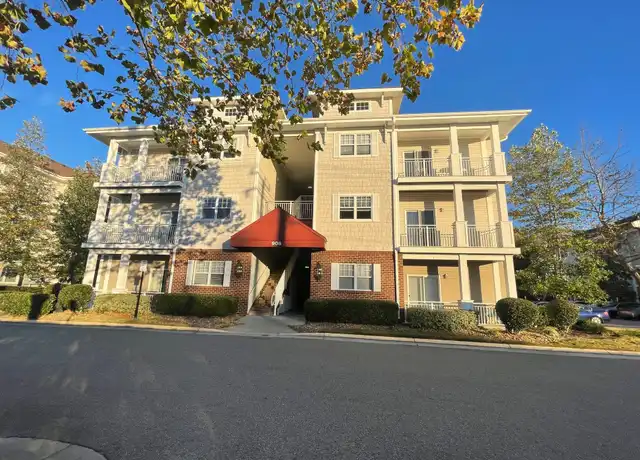 Property at 908 Southmoor Dr #202, Virginia Beach, VA, 23455, 2 beds, 2 baths, [object Object]