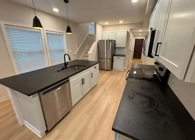 Property at 1236 Summit St, Columbus, OH, 43201, 3 beds, 2.5 baths, [object Object]