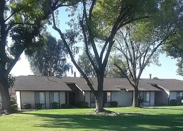 Property at 137 Alamos Ave Unit 102, Clovis, CA, 93612, 2 beds, 2 baths, [object Object]