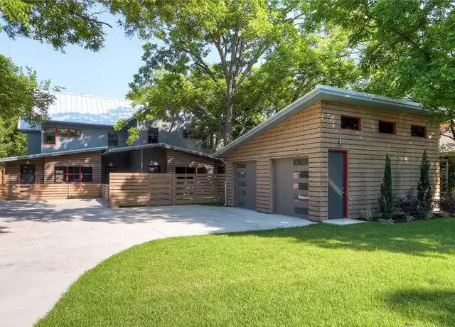 Property at 2208 E 18th St Unit B, Austin, TX, 78702, 4 beds, 3.5 baths, [object Object]