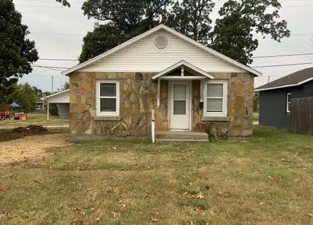 Property at 2706 Pennsylvania Ave, Joplin, MO, 64804, 1 bed, 1 bath, [object Object]