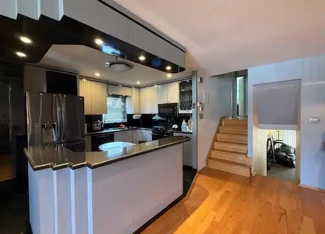 Property at 187 Bay 31st St, Brooklyn, NY, 11214, 3 beds, 3 baths, [object Object]