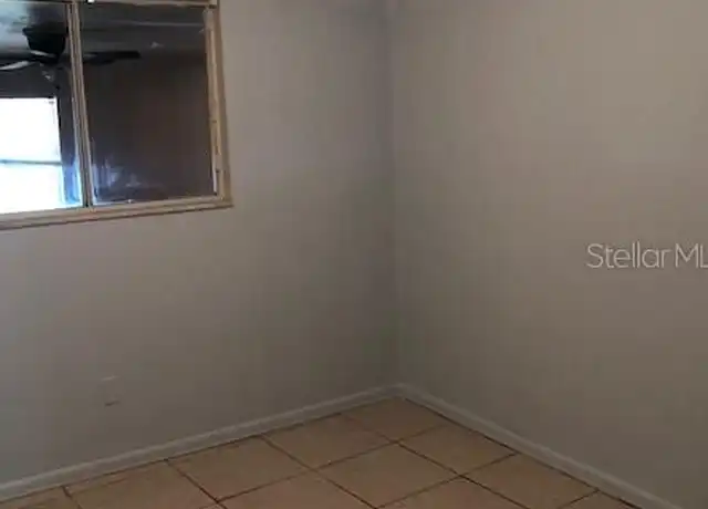 Property at 645 E Rosewood Ln Unit 645, Tavares, FL, 32778, 3 beds, 2 baths, [object Object]