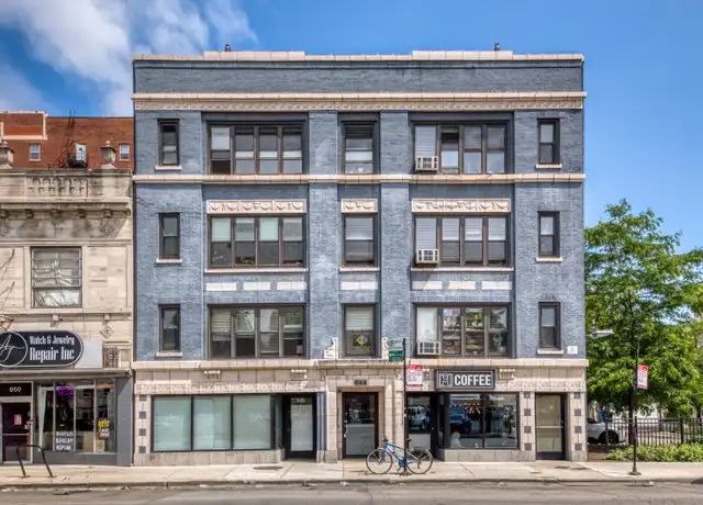 Property at 944 W Montrose Ave Unit 202, Chicago, IL, 60613, 1 bed, 1 bath, [object Object]