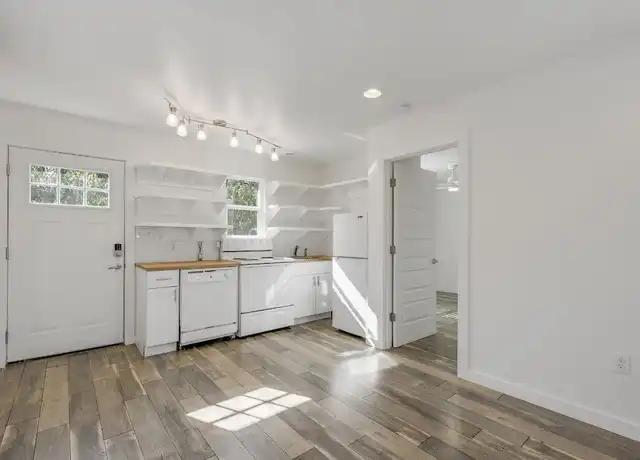 Property at 4805 Brighton Rd Unit C, Austin, TX, 78745, 1 bed, 1 bath, [object Object]