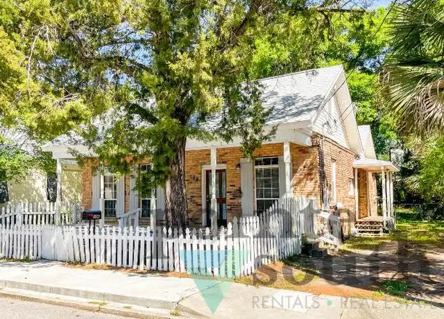 Property at 106 W Wright St, Pensacola, FL, 32501, 3 beds, 3 baths, [object Object]