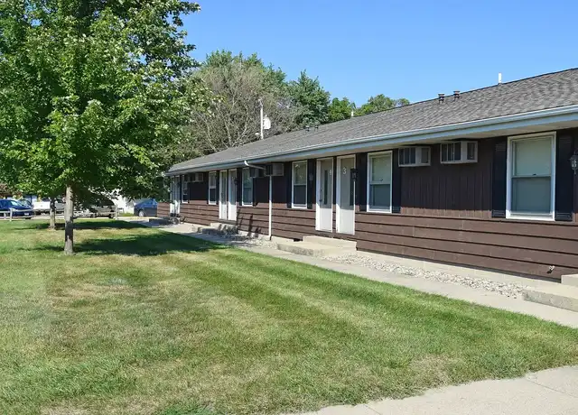 Property at Anthony Drive by Royse + Brinkmeyer - 1500 W Anthony Dr, Champaign, IL, 61821, 1 bed, 1 bath, [object Object]
