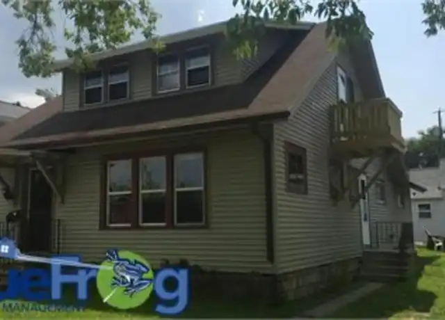Property at 1206 Pine St, Green Bay, WI, 54301, 1 bed, 1 bath, [object Object]