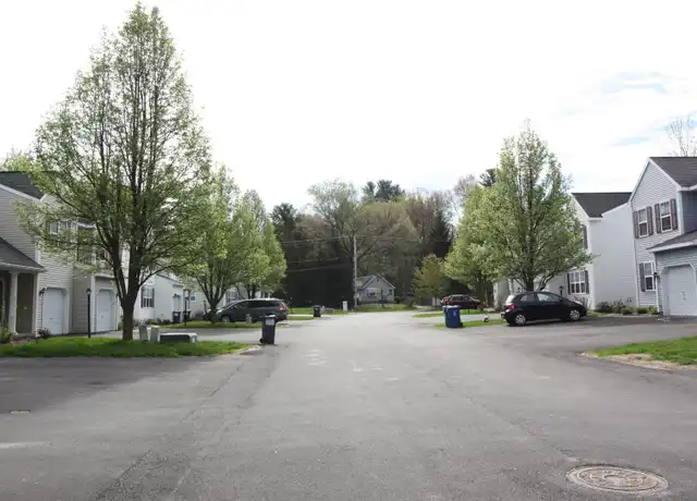 Property at 3 Bunker Ln, Schenectady, NY, 12309, 3 beds, 2.5 baths, [object Object]