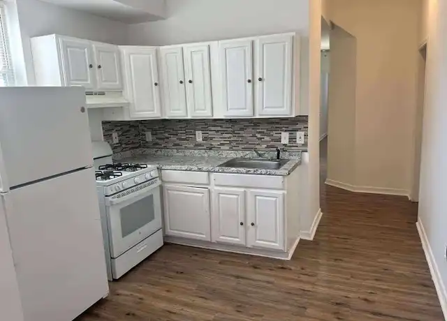 Property at 2412 Huron St Unit 2, Baltimore, MD, 21230, 2 beds, 1 bath, [object Object]