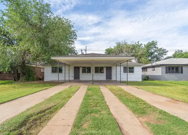 Property at 2103 35th St Unit B, Lubbock, TX, 79412, 3 beds, 1 bath, [object Object]