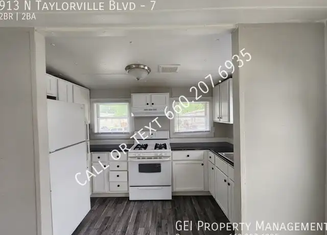 Property at 913 N Taylorville Blvd #7, Taylorville, IL, 62568, 2 beds, 1.5 baths, [object Object]