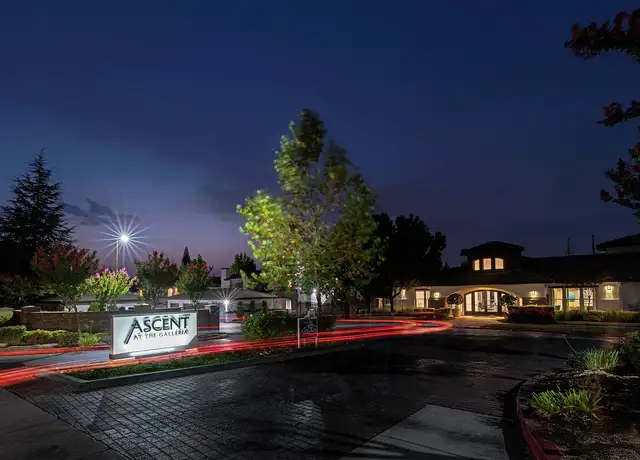 Photo of 700 Gibson Dr, Roseville, CA 95678