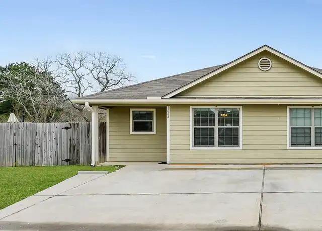 Property at 170 S Bend Dr Unit A, Willis, TX, 77378, 3 beds, 2 baths, [object Object]