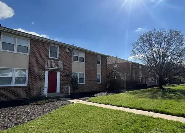 Property at 2051 N Susquehanna Trl Unit B, York, PA, 17404, 1 bed, 1 bath, [object Object]