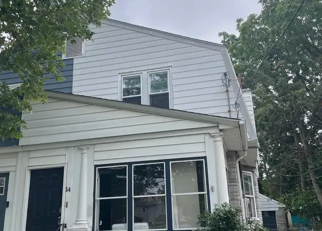 Property at 14 E 4th St, Palmyra, NJ, 08065, 1 bed, 1 bath, [object Object]