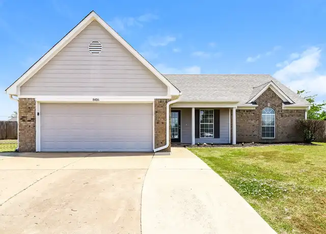 Property at 8416 Berkley Dr, Southaven, MS, 38671, 3 beds, 2 baths, [object Object]