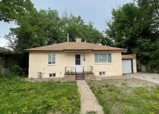 Property at 431 Collins Ave, Pueblo, CO, 81005, 3 beds, 2 baths, [object Object]