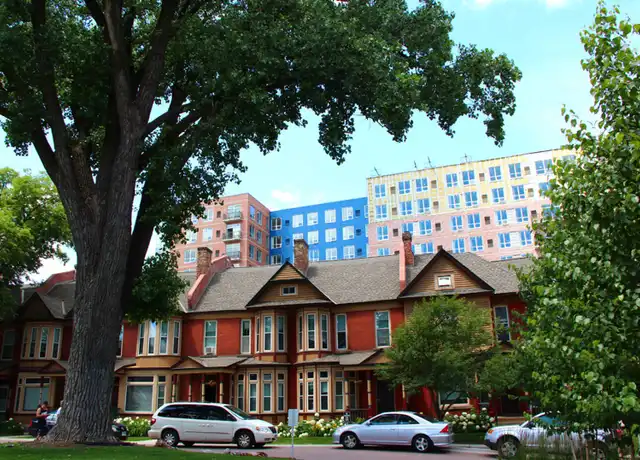 Property at 1022 University Ave SE Unit H25, Minneapolis, MN, 55414, 4 beds, 2 baths, [object Object]