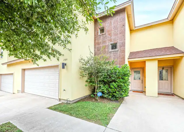 Property at 10510 Sandia Dr #206, Laredo, TX, 78045, 3 beds, 2.5 baths, [object Object]